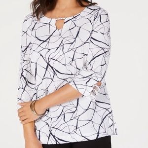 White and Black Textured Blouse